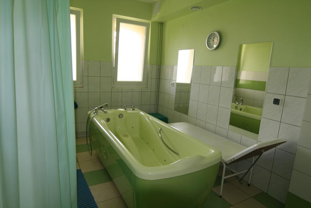 Отель Sophia Bryza - Centrum Rehabilitacji I Wypoczynku Сарбиново Экстерьер фото